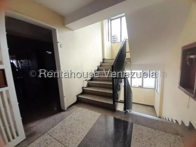 Comercial (Oficina) en Alquiler en Centro, Lara - 21