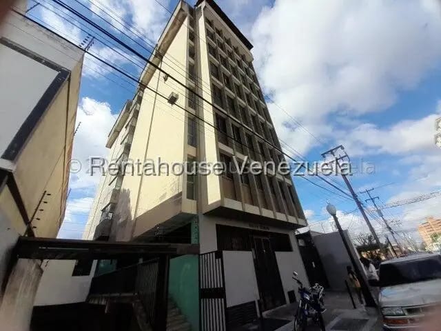 Comercial (Oficina) en Alquiler en Centro, Lara - 30
