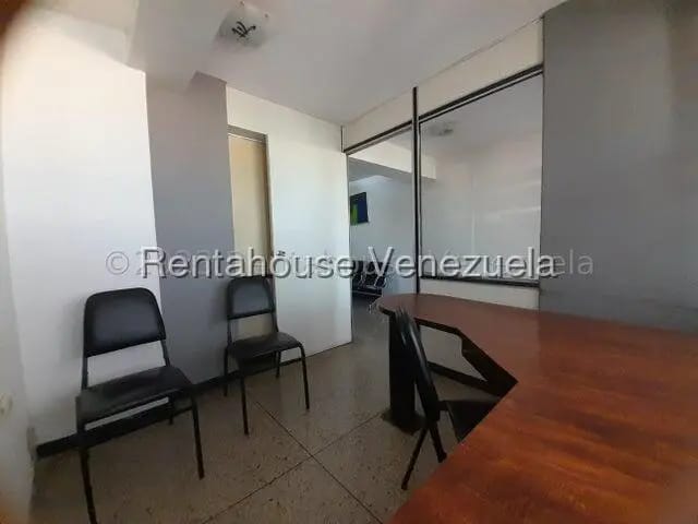 Comercial (Oficina) en Alquiler en Centro, Lara - 9