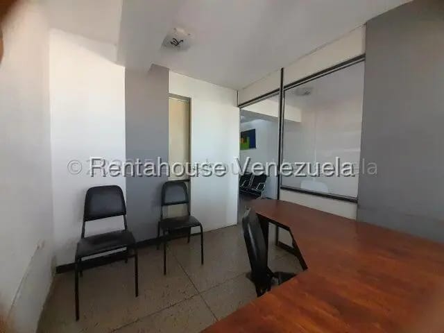 Comercial (Oficina) en Alquiler en Centro, Lara - 10