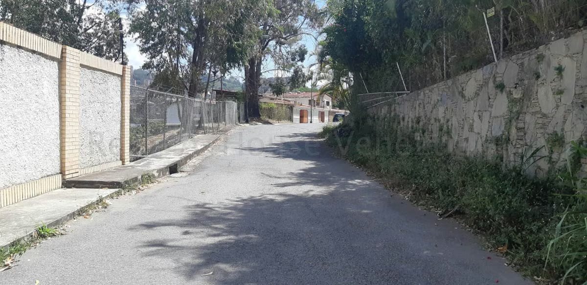 Terreno (Residencial) en Venta en La Trinidad, Distrito Metropolitano - 3