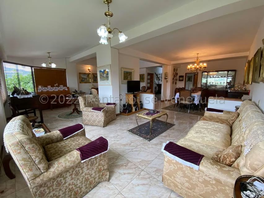Casa (Multipes Niveles) en Venta en Prados del Este, Distrito Metropolitano - 15