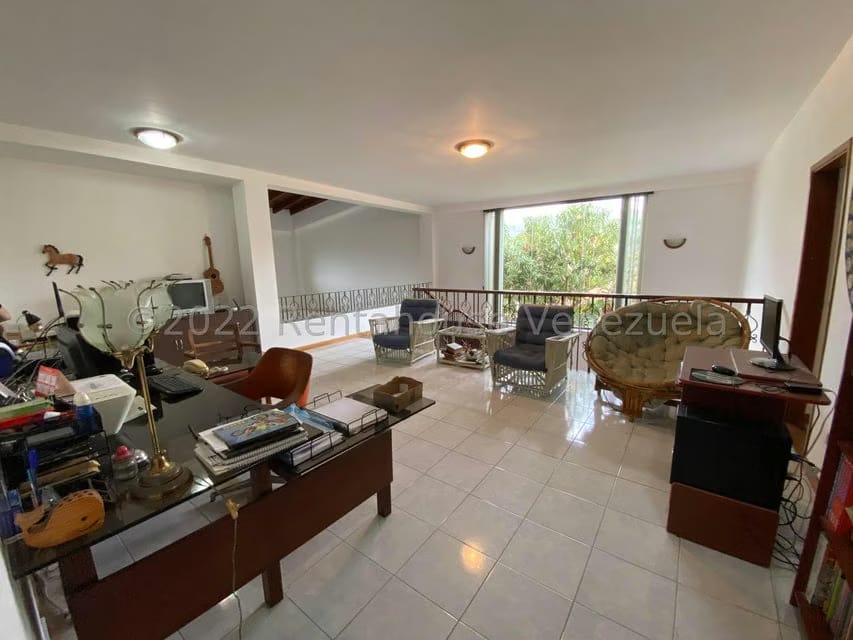 Casa (Multipes Niveles) en Venta en Prados del Este, Distrito Metropolitano - 27
