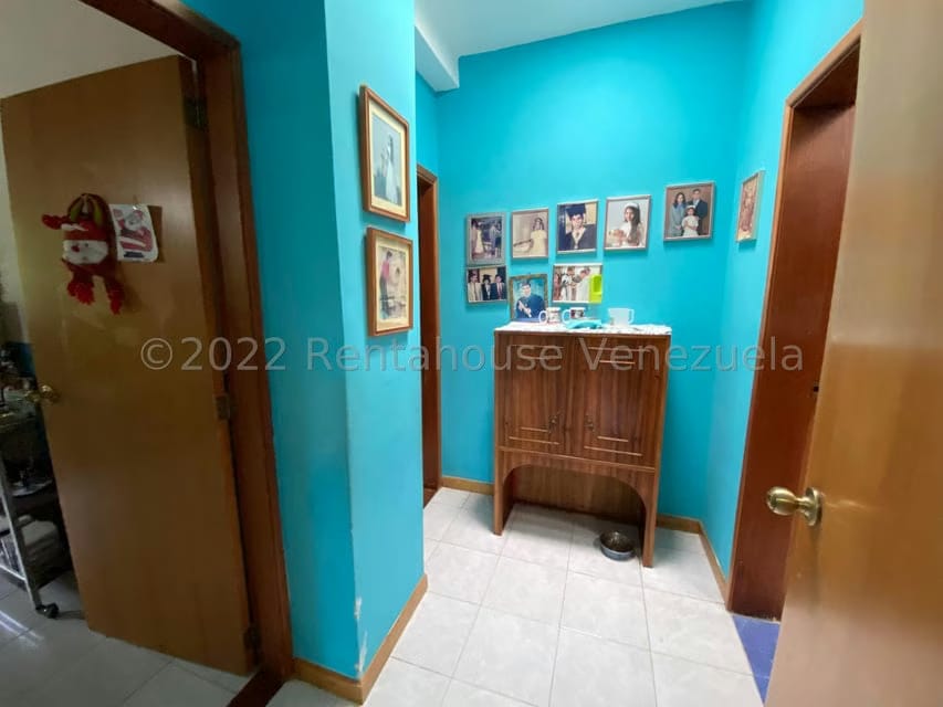 Casa (Multipes Niveles) en Venta en Prados del Este, Distrito Metropolitano - 35