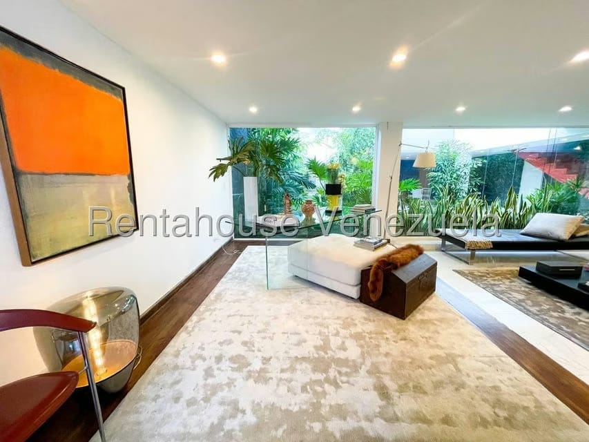 Casa (Multipes Niveles) en Venta en Santa Eduvigis, Distrito Metropolitano - 11