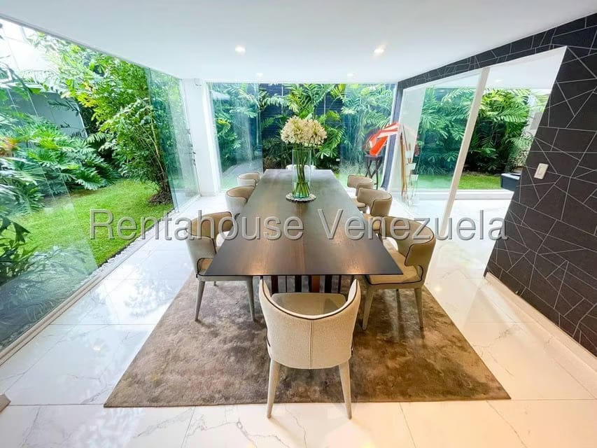 Casa (Multipes Niveles) en Venta en Santa Eduvigis, Distrito Metropolitano - 18
