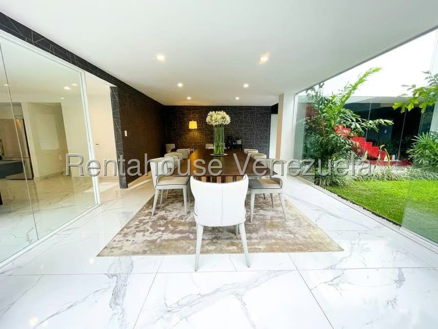 Casa (Multipes Niveles) en Venta en Santa Eduvigis, Distrito Metropolitano - 20