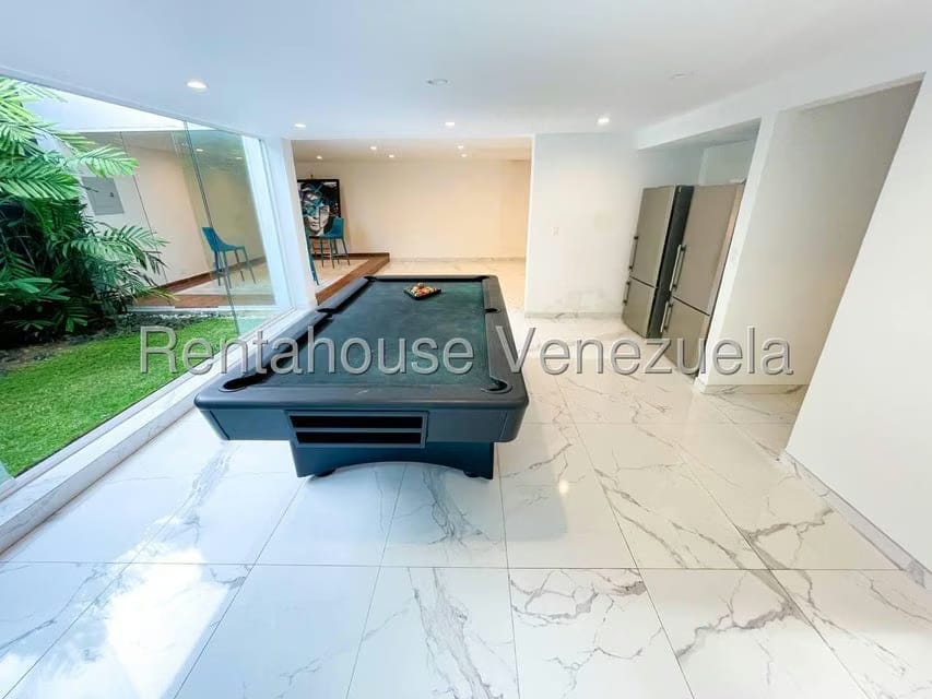 Casa (Multipes Niveles) en Venta en Santa Eduvigis, Distrito Metropolitano - 23
