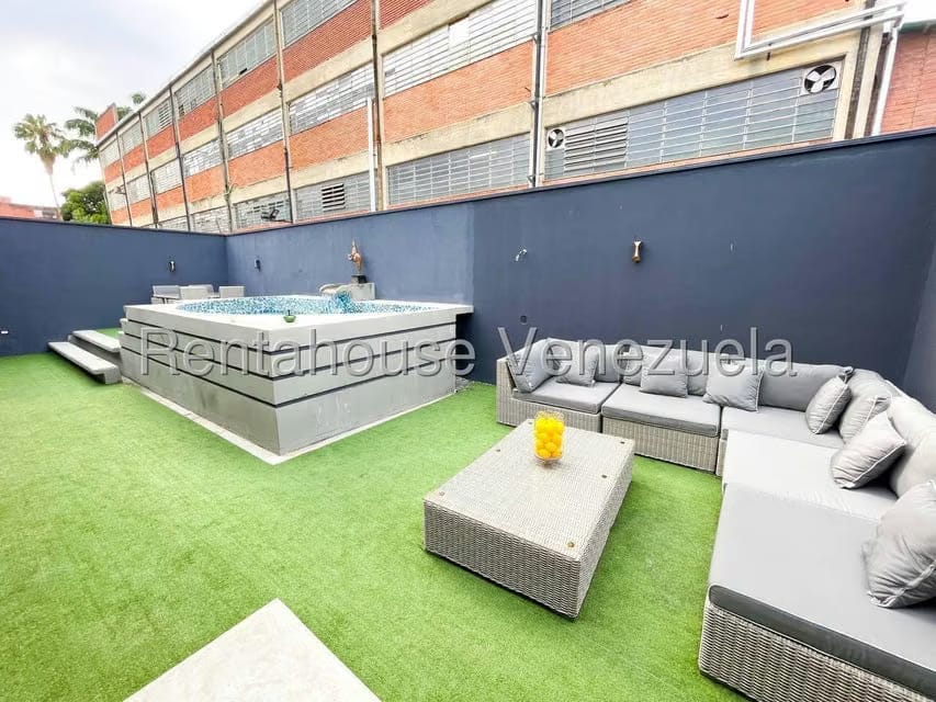 Casa (Multipes Niveles) en Venta en Santa Eduvigis, Distrito Metropolitano - 54