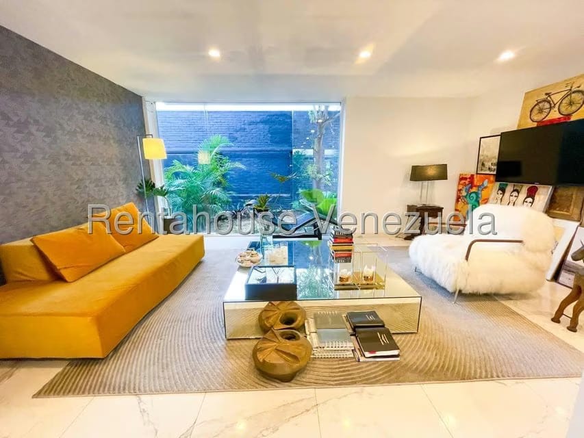 Casa (Multipes Niveles) en Venta en Santa Eduvigis, Distrito Metropolitano - 8