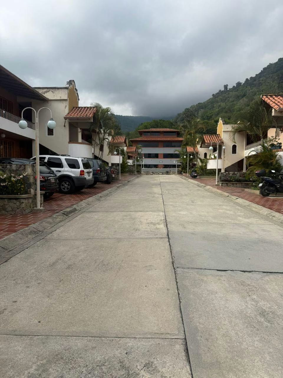 Apartamento En Alquiler - Res. Mirasierra Villas - Urb. Lumonty - Mérida - Estado Mérida - 4