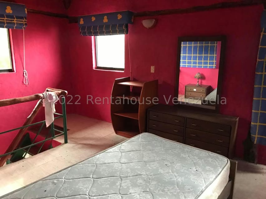 Casa (Multipes Niveles) en Venta en Oripoto, Distrito Metropolitano - 19