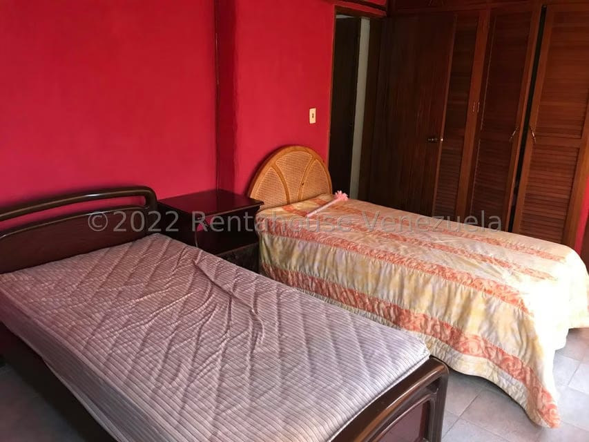 Casa (Multipes Niveles) en Venta en Oripoto, Distrito Metropolitano - 21