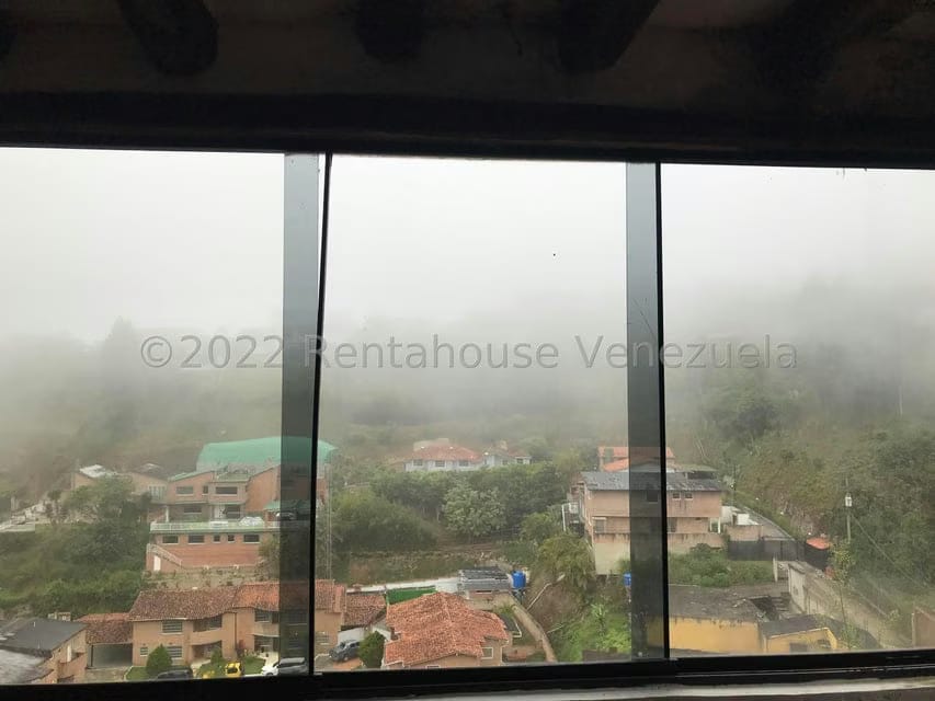 Casa (Multipes Niveles) en Venta en Oripoto, Distrito Metropolitano - 40