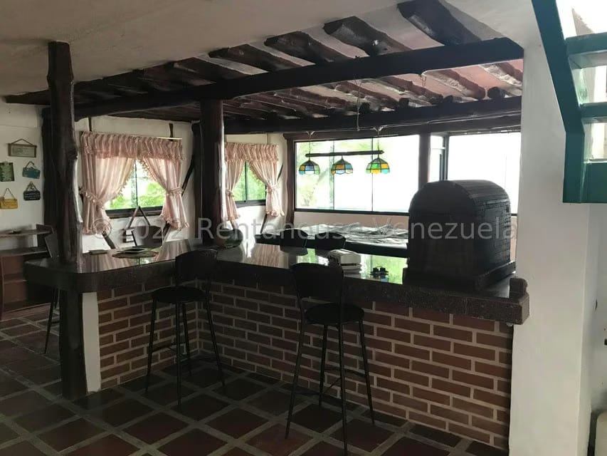Casa (Multipes Niveles) en Venta en Oripoto, Distrito Metropolitano - 42
