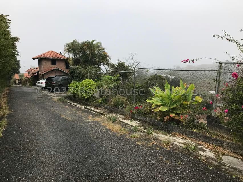 Casa (Multipes Niveles) en Venta en Oripoto, Distrito Metropolitano - 49