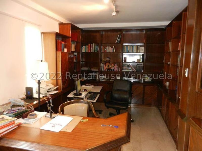 Apartamento (1 Nivel) en Venta en Los Chorros, Distrito Metropolitano - 12