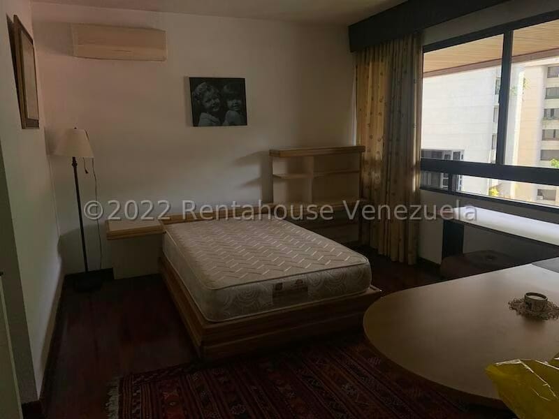 Apartamento (1 Nivel) en Venta en Los Chorros, Distrito Metropolitano - 19