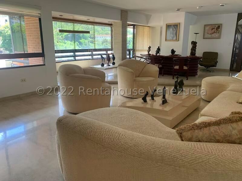 Apartamento (1 Nivel) en Venta en Los Chorros, Distrito Metropolitano - 4
