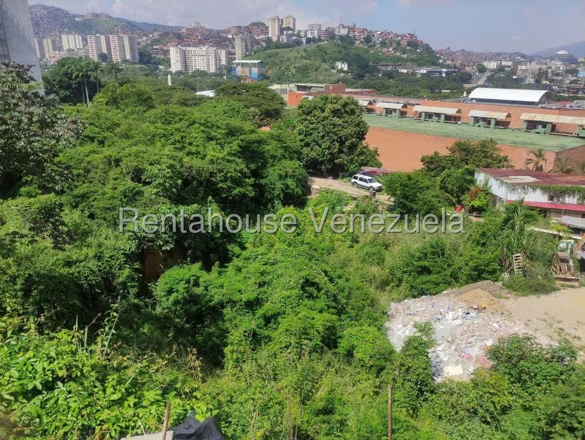 Terreno (Comercial) en Venta en Santa Monica, Distrito Metropolitano - 7