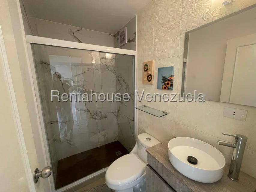Apartamento (1 Nivel) en Venta en Colinas de La Tahona, Distrito Metropolitano - 12