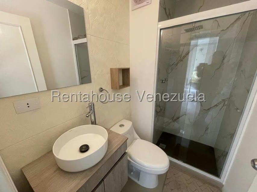Apartamento (1 Nivel) en Venta en Colinas de La Tahona, Distrito Metropolitano - 16