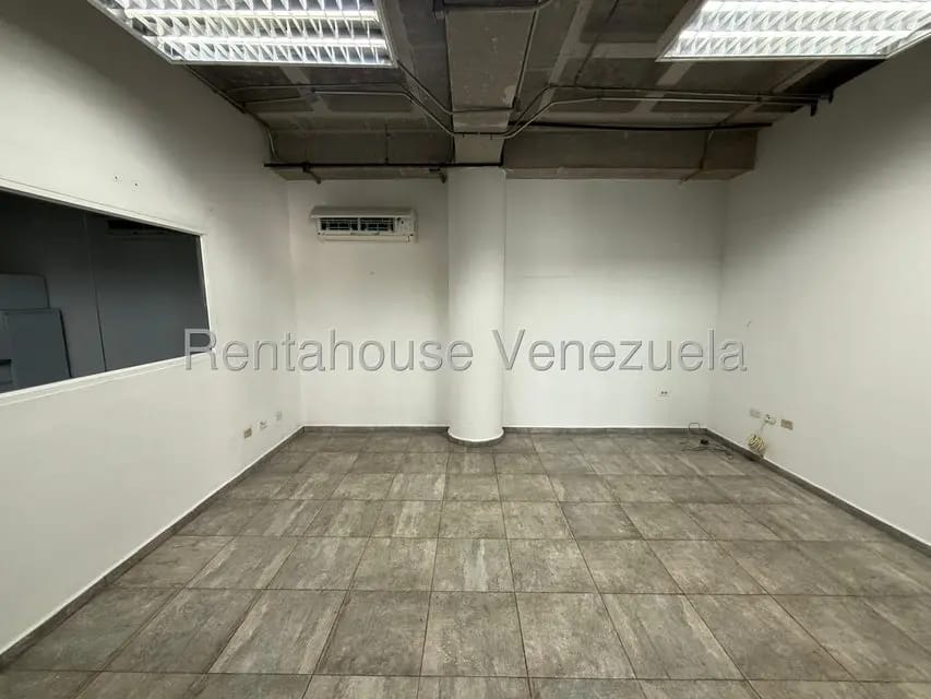 Comercial (Local Comercial) en Alquiler en Piedra Azul, Distrito Metropolitano - 12