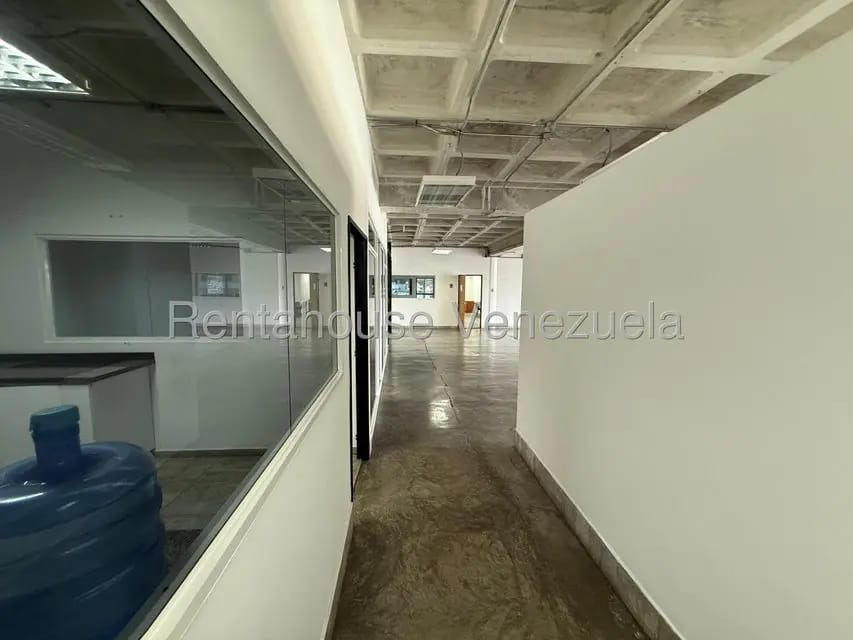 Comercial (Local Comercial) en Alquiler en Piedra Azul, Distrito Metropolitano - 4