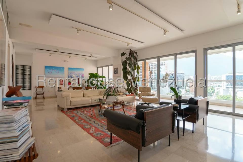 Apartamento (Duplex) en Venta en Las Mercedes, Distrito Metropolitano - 15