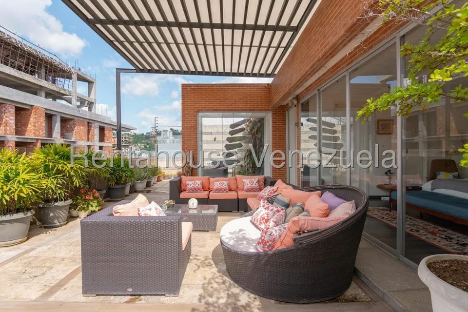 Apartamento (Duplex) en Venta en Las Mercedes, Distrito Metropolitano - 16