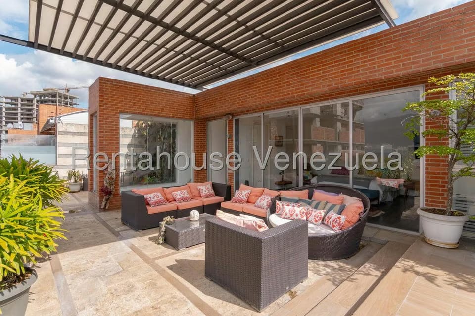Apartamento (Duplex) en Venta en Las Mercedes, Distrito Metropolitano - 17