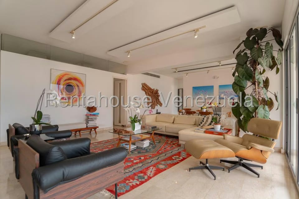 Apartamento (Duplex) en Venta en Las Mercedes, Distrito Metropolitano - 3