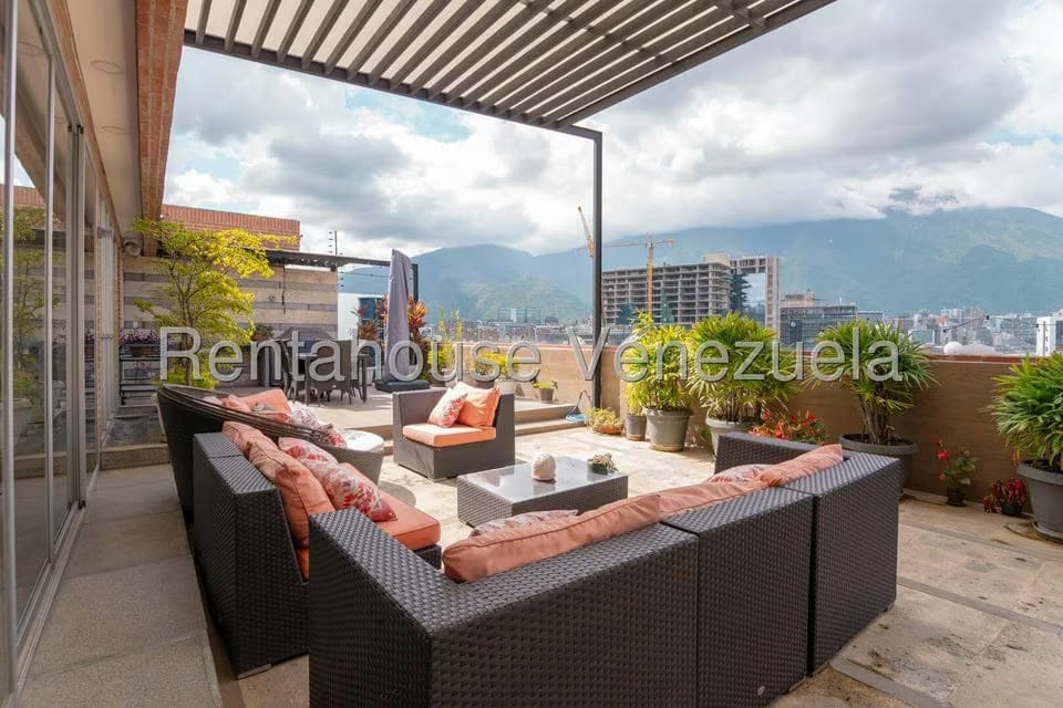 Apartamento (Duplex) en Venta en Las Mercedes, Distrito Metropolitano - 22