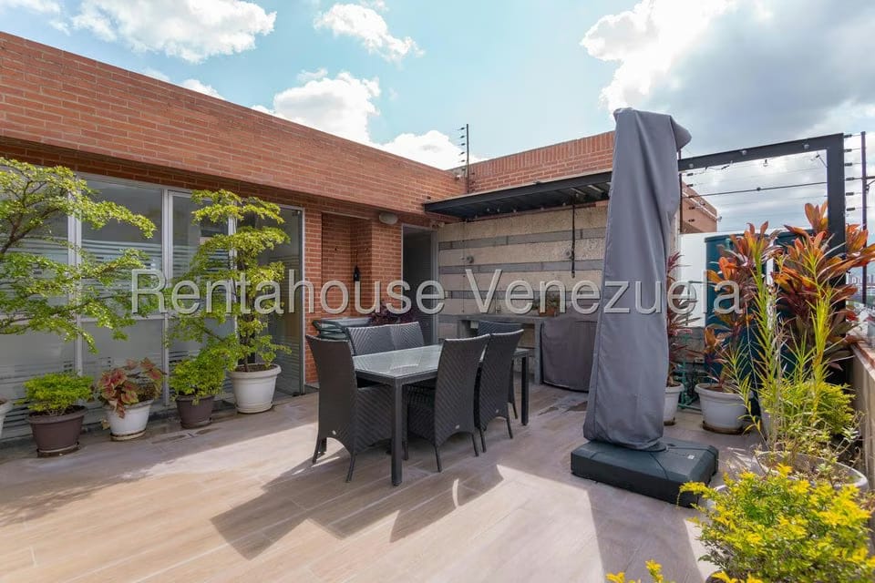 Apartamento (Duplex) en Venta en Las Mercedes, Distrito Metropolitano - 24