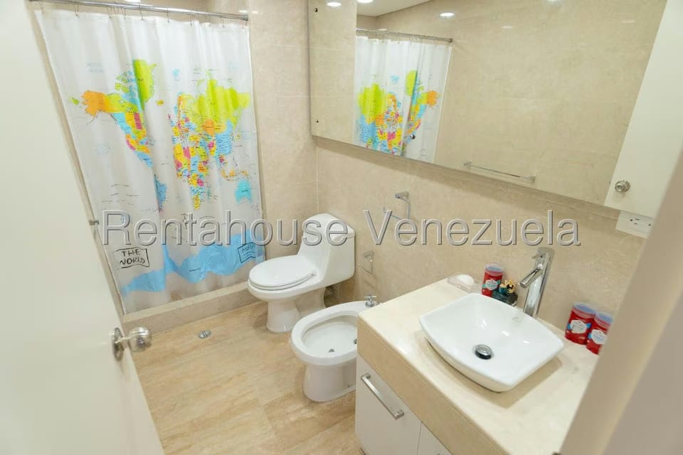 Apartamento (Duplex) en Venta en Las Mercedes, Distrito Metropolitano - 37