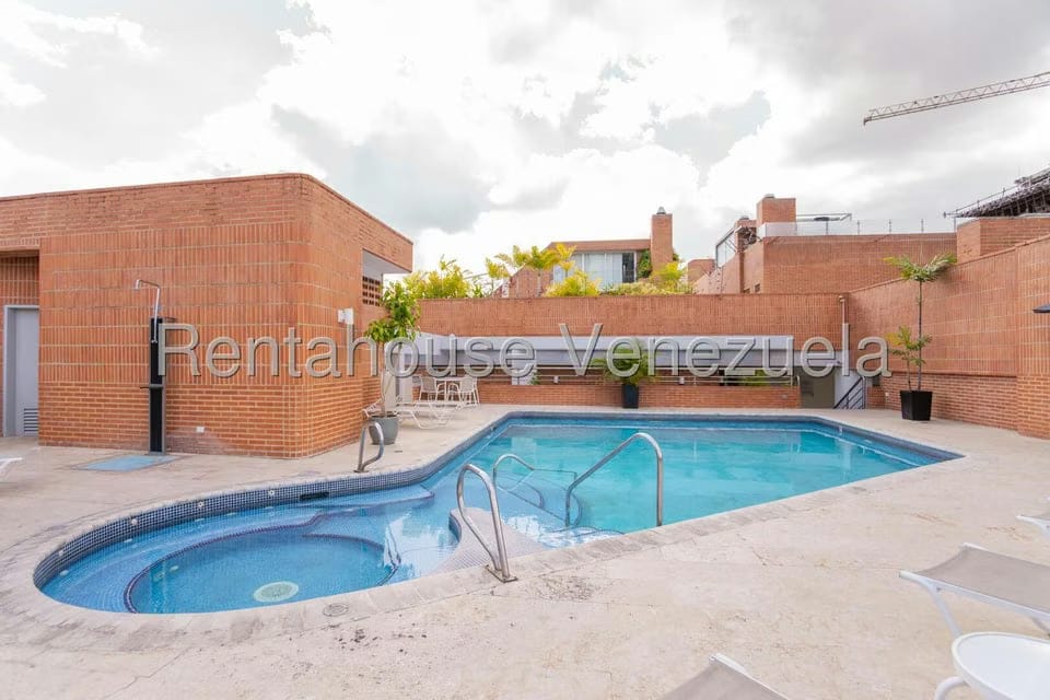 Apartamento (Duplex) en Venta en Las Mercedes, Distrito Metropolitano - 46