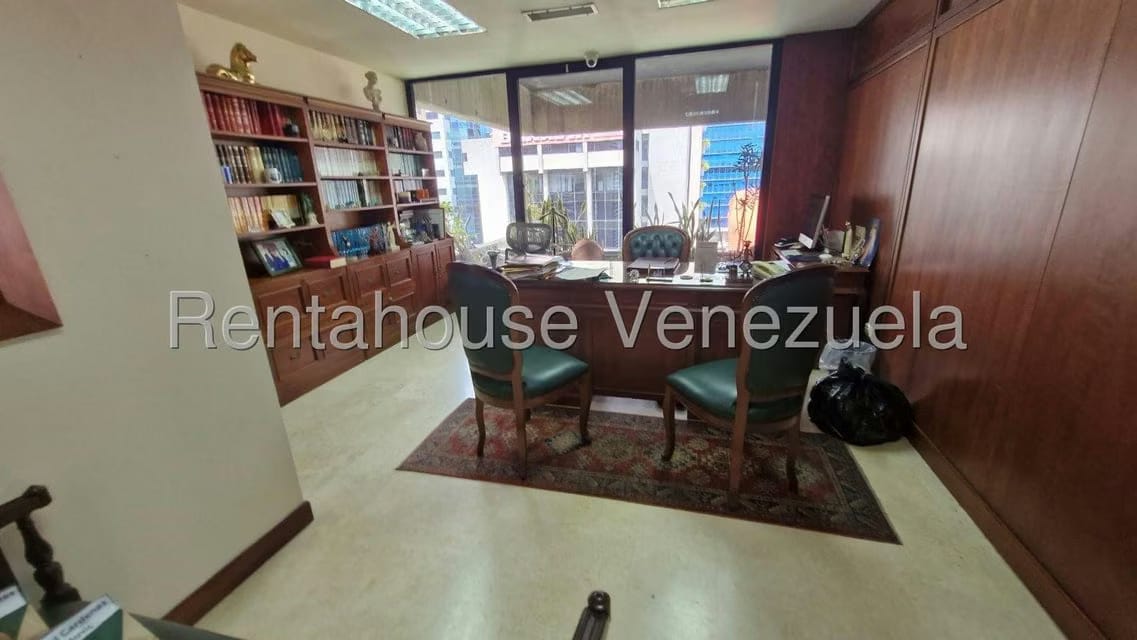Comercial (Oficina) en Venta en El Rosal, Distrito Metropolitano - 3