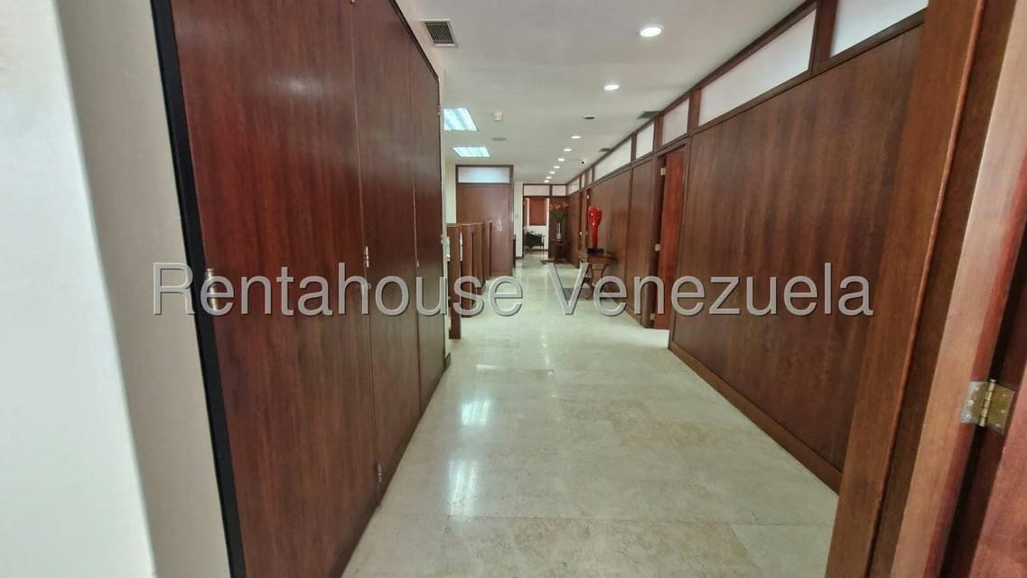 Comercial (Oficina) en Venta en El Rosal, Distrito Metropolitano - 29