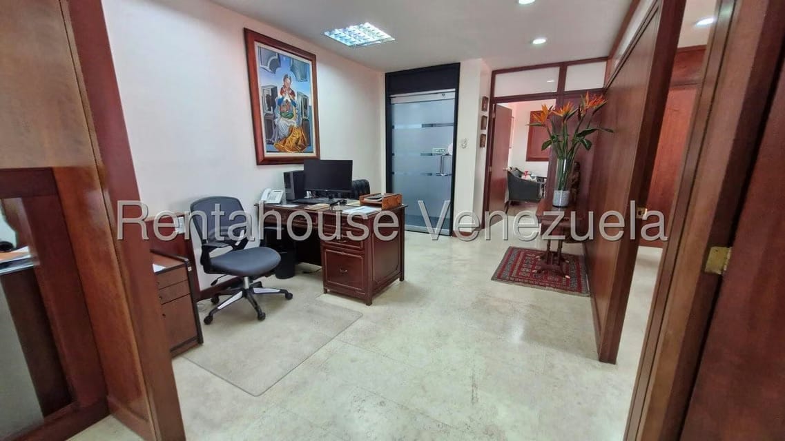 Comercial (Oficina) en Venta en El Rosal, Distrito Metropolitano - 31