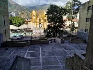 Oficina en venta en Los Dos Caminos, Torre Capital - 2