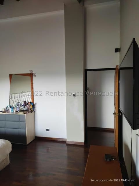Casa (Multipes Niveles) en Venta en Oripoto, Distrito Metropolitano - 11
