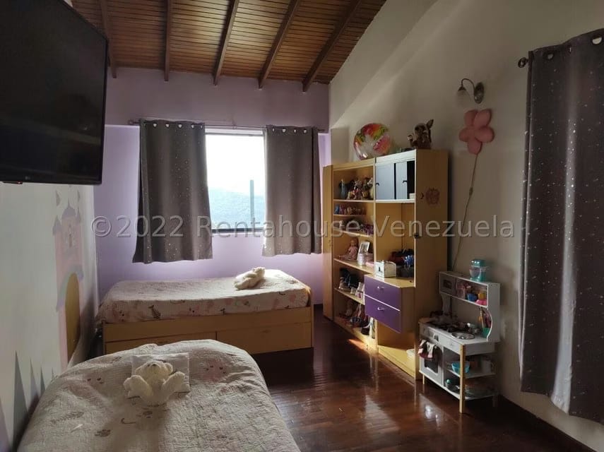 Casa (Multipes Niveles) en Venta en Oripoto, Distrito Metropolitano - 16