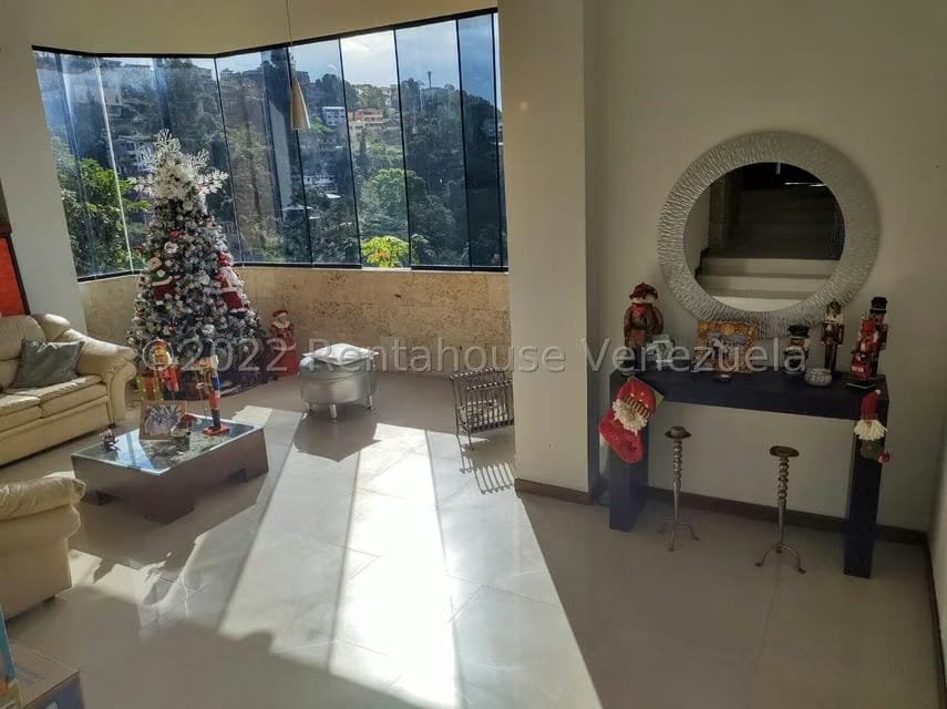 Casa (Multipes Niveles) en Venta en Oripoto, Distrito Metropolitano - 23