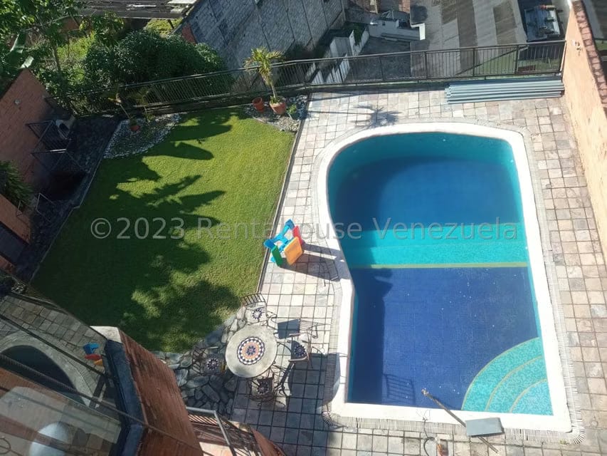 Casa (Multipes Niveles) en Venta en Oripoto, Distrito Metropolitano - 28