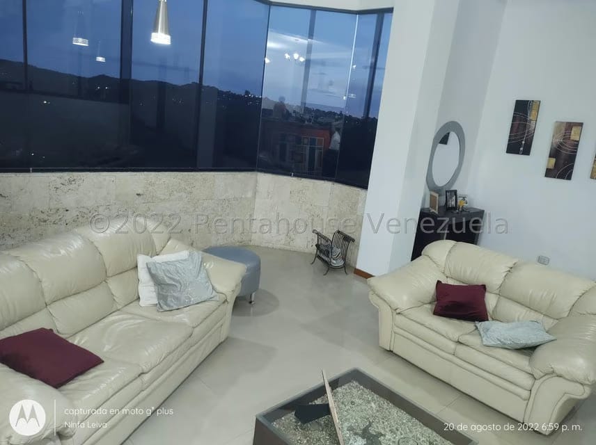 Casa (Multipes Niveles) en Venta en Oripoto, Distrito Metropolitano - 5