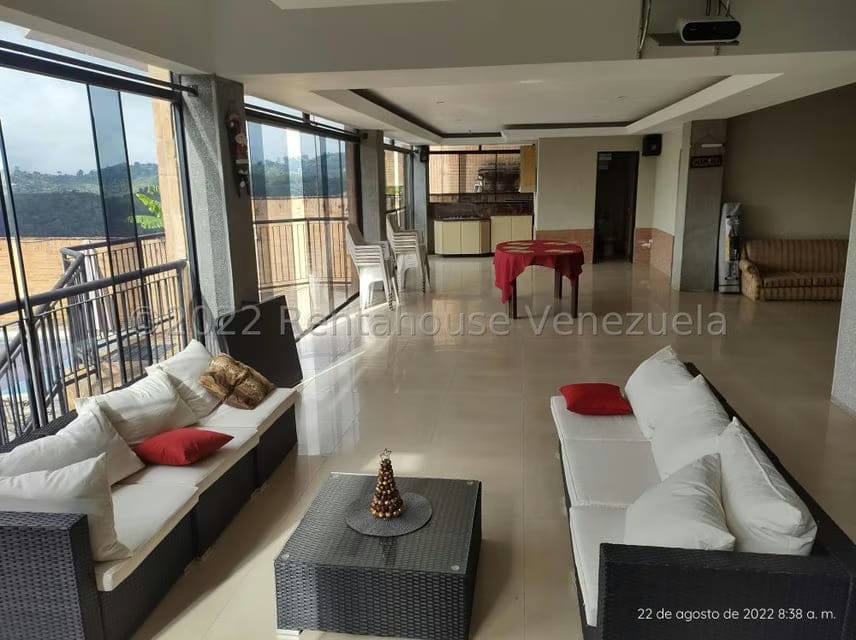 Casa (Multipes Niveles) en Venta en Oripoto, Distrito Metropolitano - 8