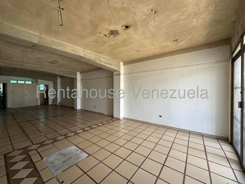 Comercial (Edificio) en Venta en Zona Centro, Aragua - 18