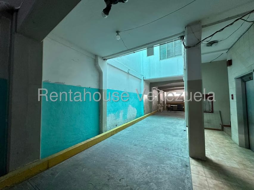 Comercial (Edificio) en Venta en Zona Centro, Aragua - 3