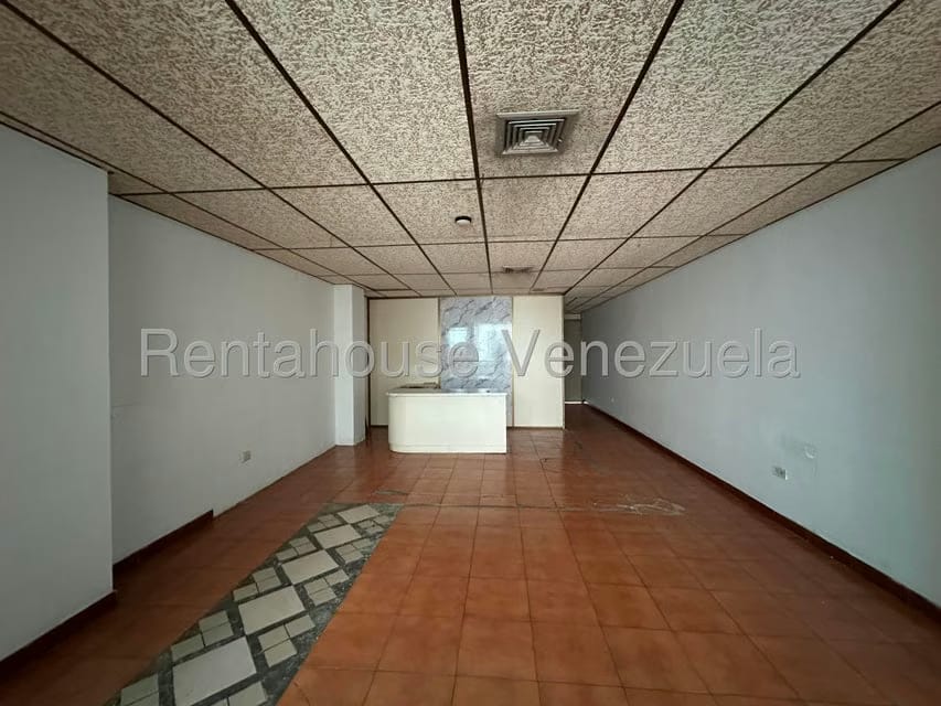 Comercial (Edificio) en Venta en Zona Centro, Aragua - 27