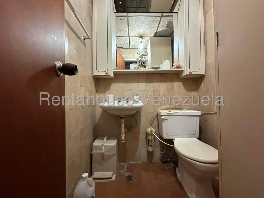 Comercial (Edificio) en Venta en Zona Centro, Aragua - 44